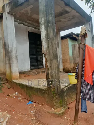 12bdrm House in Chibike Bus Stop, Owerri for sale