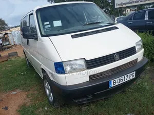 Volkswagen Transporter 2004 Orange