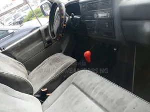 Volkswagen Transporter 2004 Orange