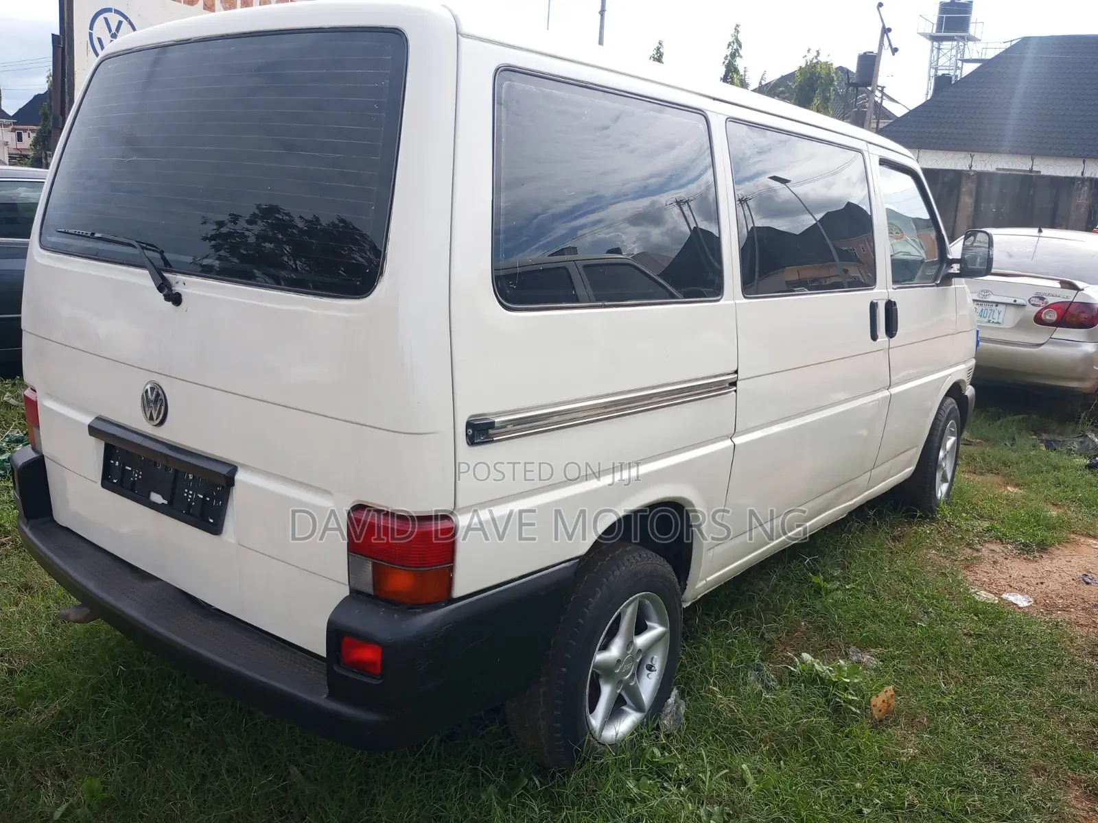 Volkswagen Transporter 2004 Orange