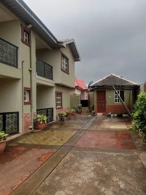 3bdrm Block of Flats in Under Mango, Ijede / Ikorodu for rent