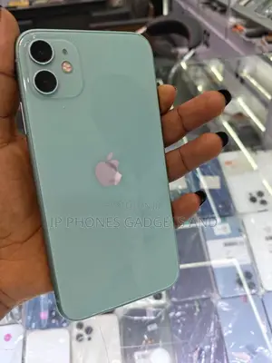 Apple iPhone 11 128 GB Green