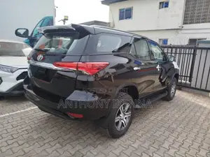 New Toyota Fortuner 2025 Black