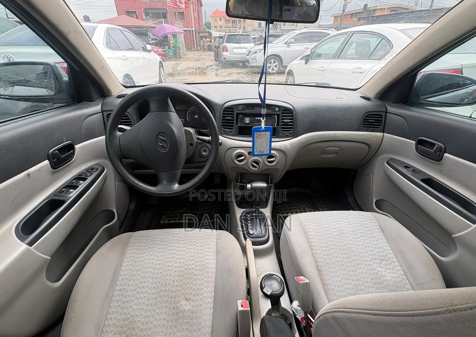 Hyundai Accent 2009 Silver