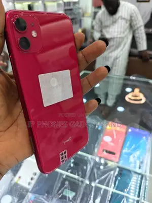 Apple iPhone 11 128 GB Red