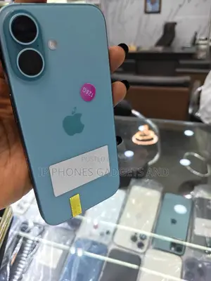 Apple iPhone 16 128 GB Green