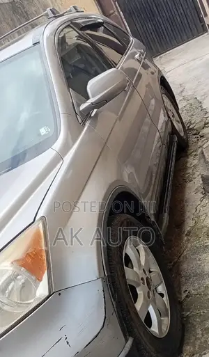 Honda CR-V 2007 Gold