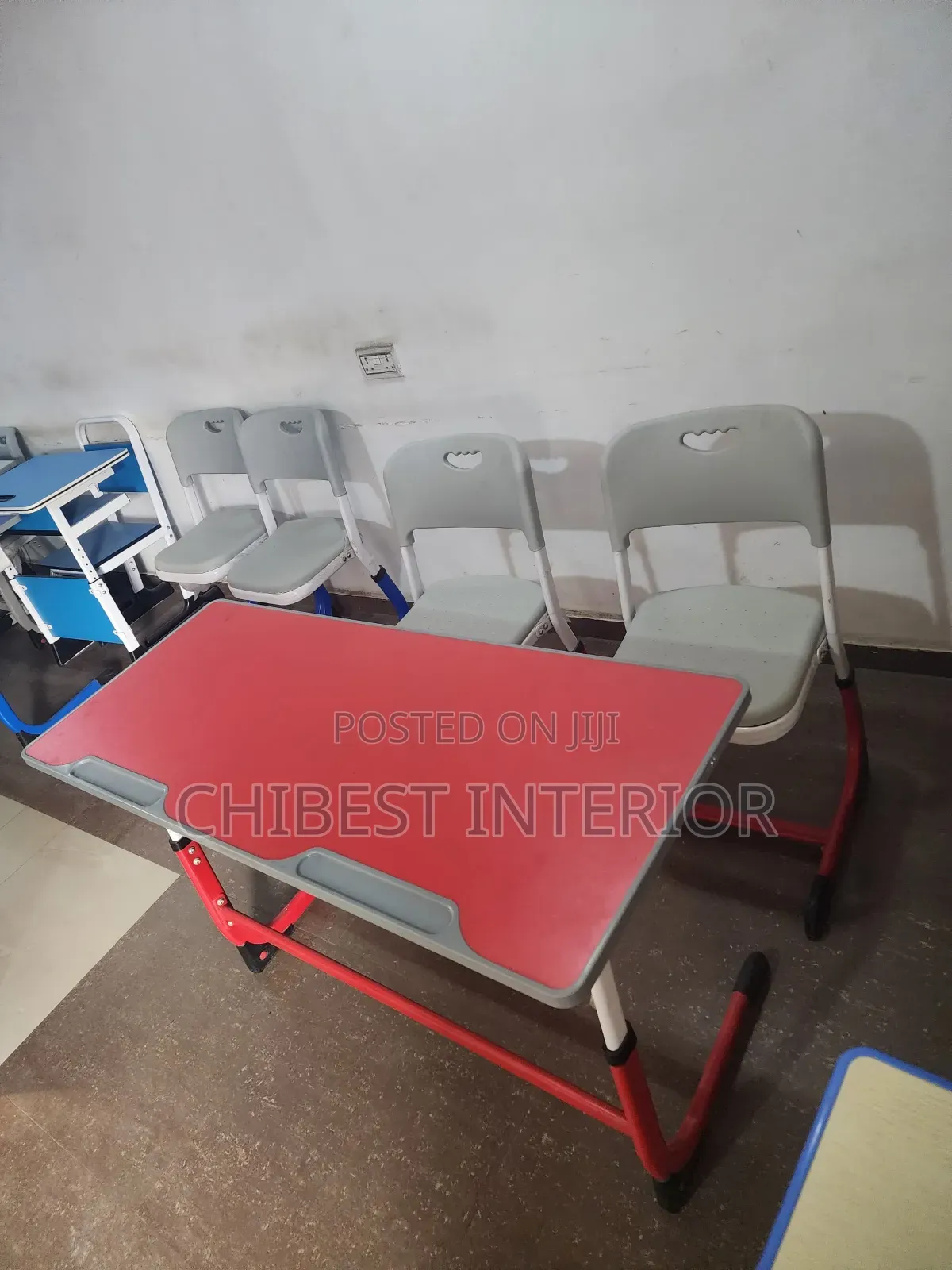 High Quality Two-in-One Reading Desk.