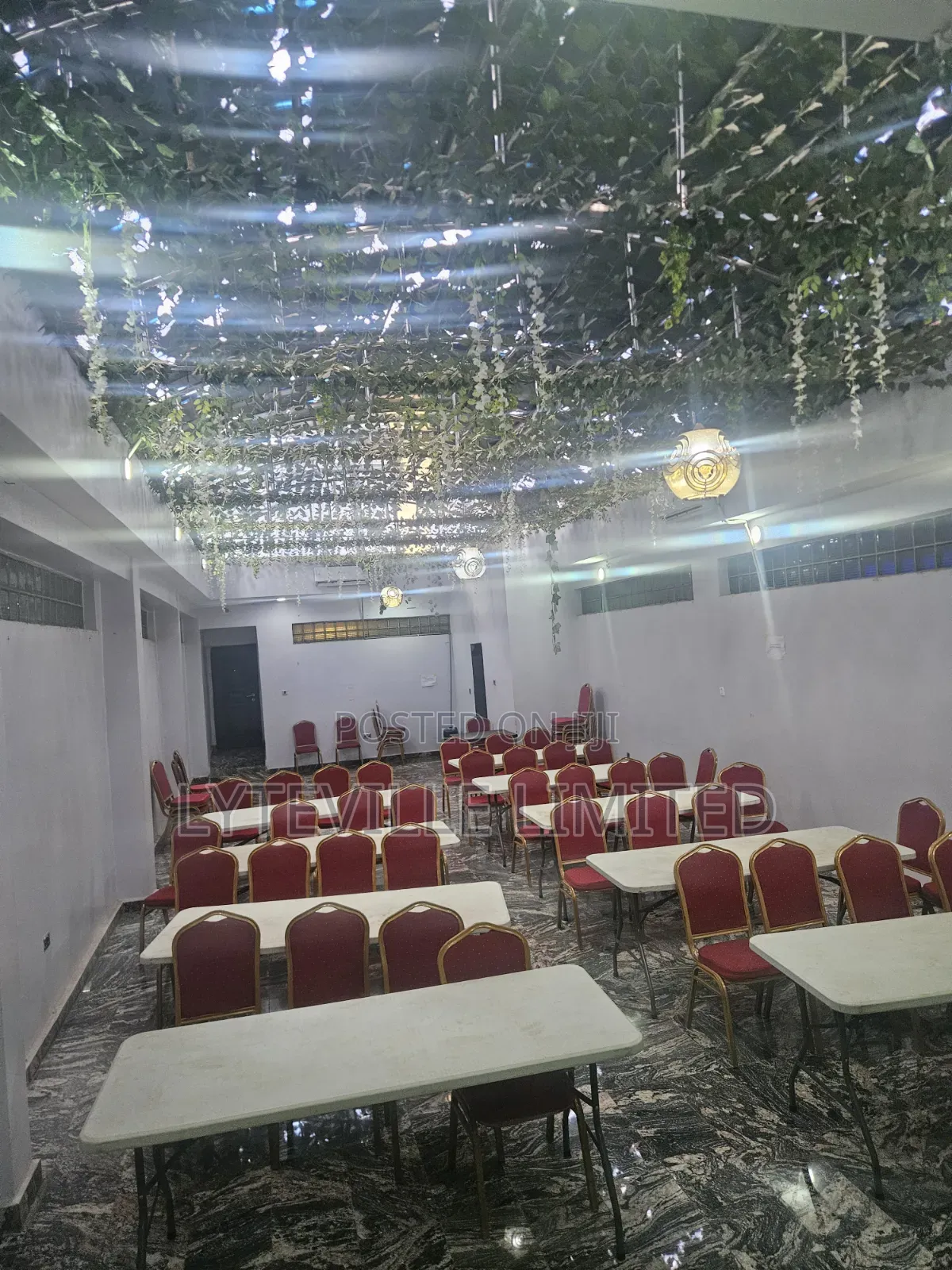 Serene Hall Floxy