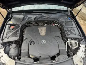 Mercedes-Benz C400 4Matic AWD Sedan (3.0L V6 7A) 2015 Blue