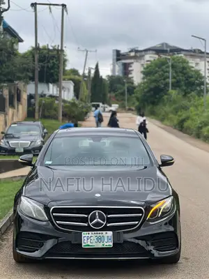 Mercedes-Benz E300 2017 Black