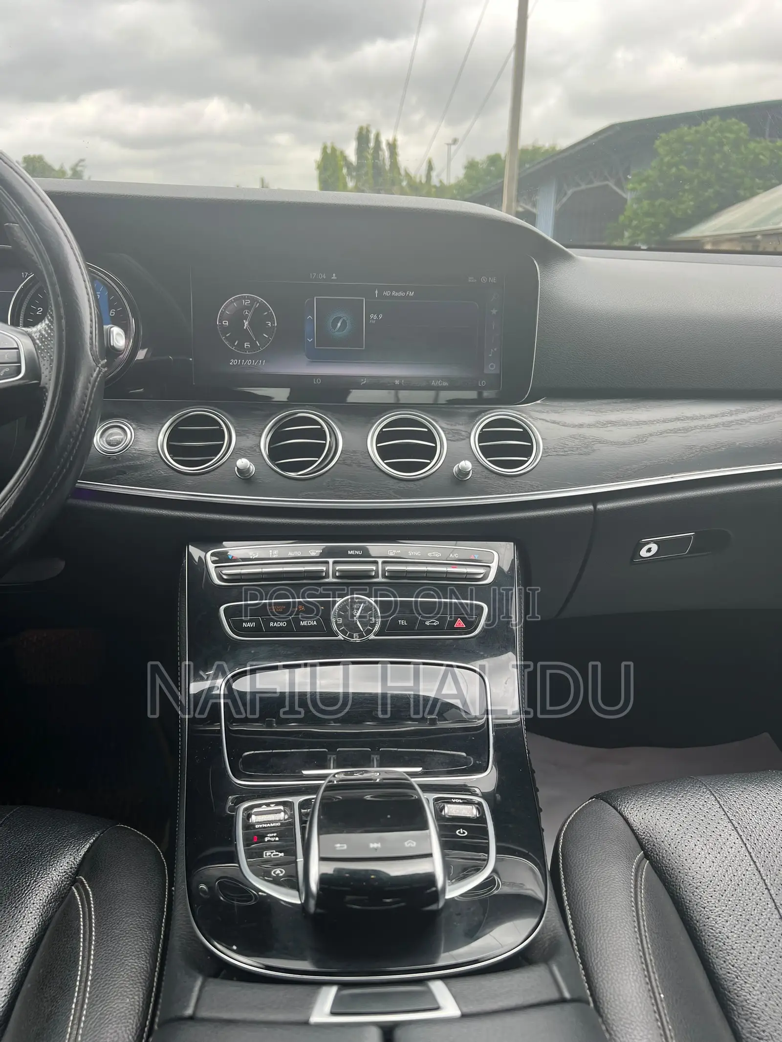Mercedes-Benz E300 2017 Black
