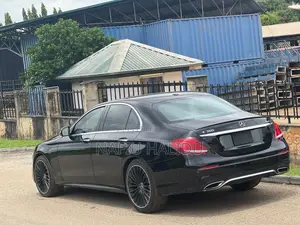 Mercedes-Benz E300 2017 Black