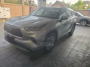 Toyota Highlander Limited AWD 2020 Silver