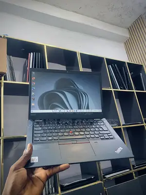 Laptop Lenovo ThinkPad T14 8GB Intel Core i3 SSD 256GB