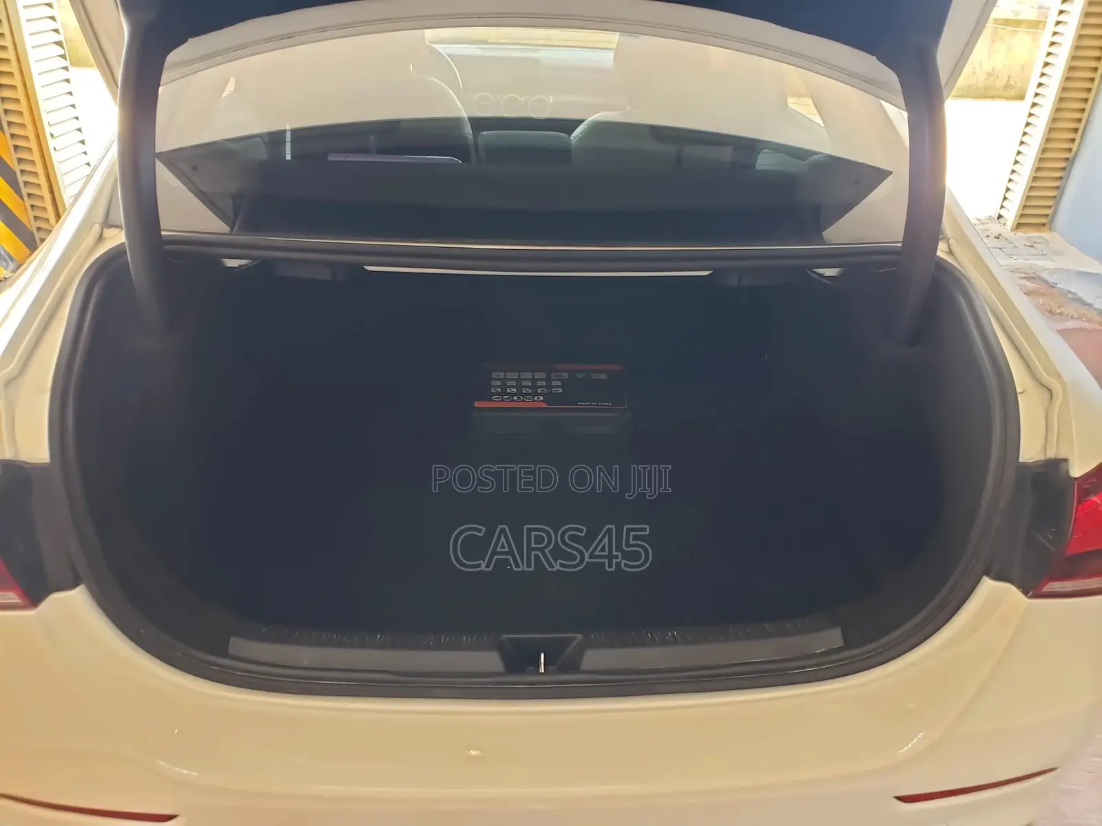 Mercedes-Benz A-Class 2021 White