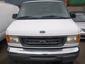 Ford E350 1998 White
