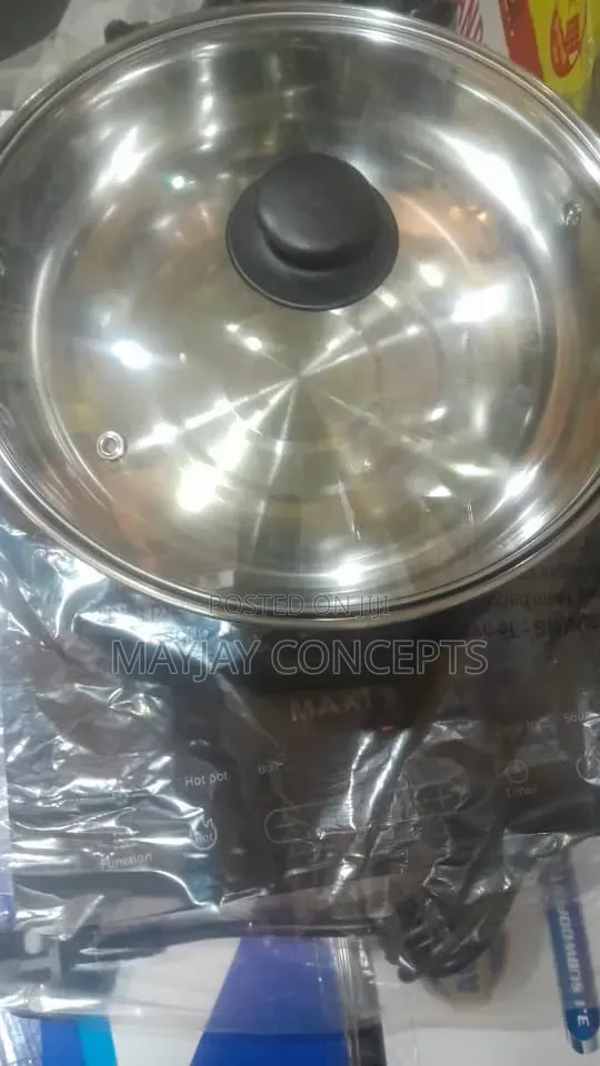MAXI Induction Cooker With Pot Touch Control–watt Reduction Features
