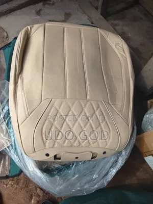 Toyota Highlights 7 Seater Leather Seat Cover