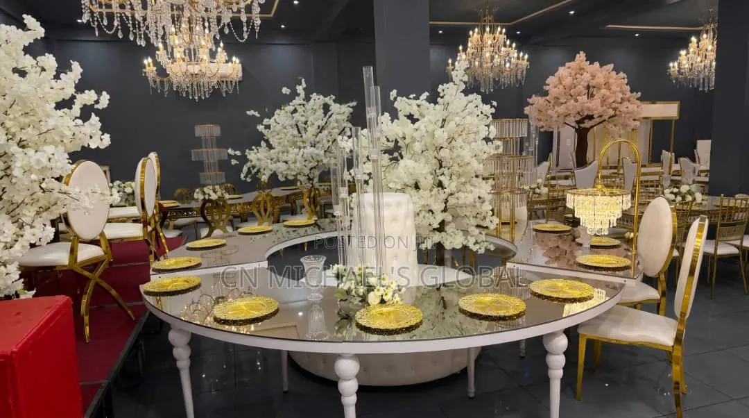 Luxury Vip Table With Sofa