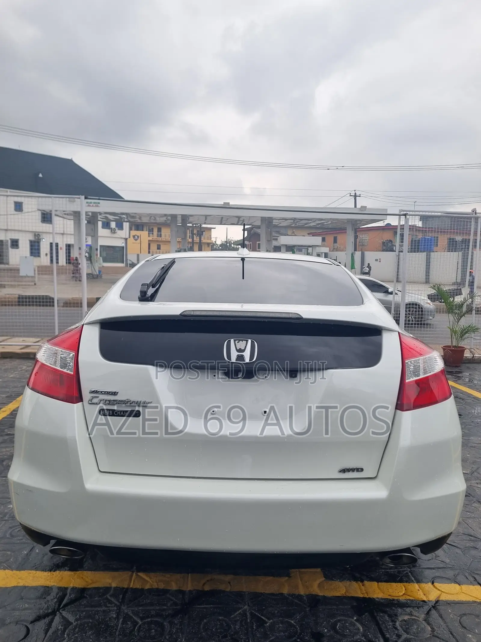 Honda Accord Crosstour 2011 White