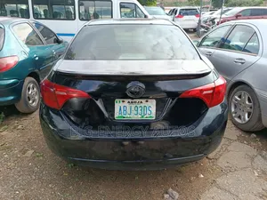 Toyota Corolla 2016 Black