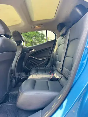 Mercedes-Benz GLA 250 2017 Blue