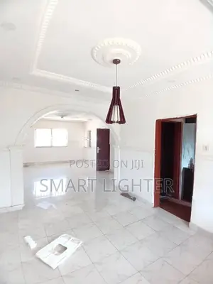 2bdrm Block of Flats in Gwarinpa for sale