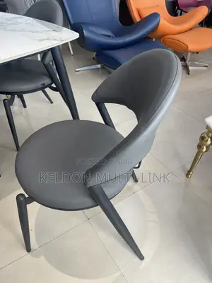 Visitors Chair for Dinning/Black/Brown/Brown/Learther Chair