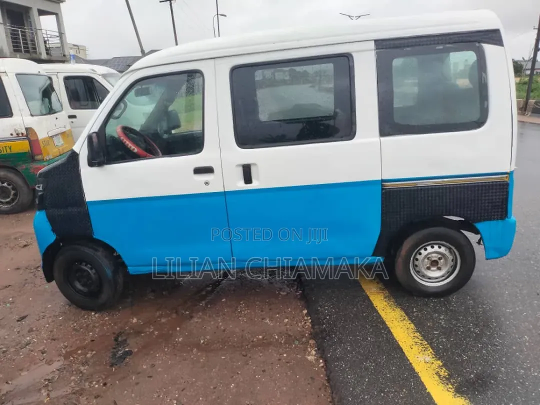 Daihatsu Hijet 1999 Blue