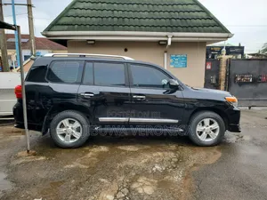 Toyota Land Cruiser 2013 Black