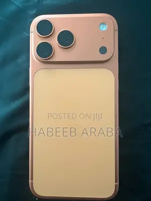 New Apple iPhone 17 Pro Max 256 GB Gold