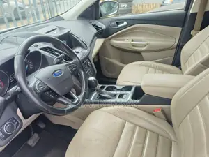 Ford Escape S FWD 2017 White