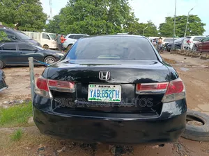 Honda Accord 2010 Black