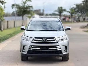 Toyota Highlander 2018 Gray