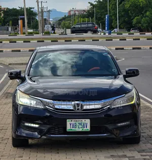 Honda Accord Touring V-6 4dr Sedan (3.5L 6cyl 6A) 2015 Black