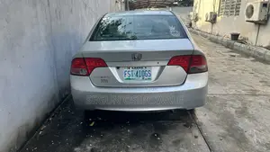 Honda Civic 1.8i-VTEC VXi 2006 Silver