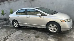 Honda Civic 1.8i-VTEC VXi 2006 Silver