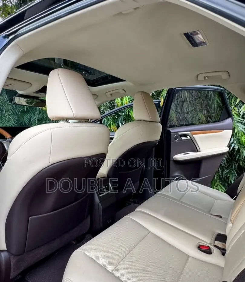Lexus RX 2020 Blue