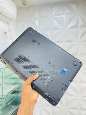 Laptop HP EliteBook 820 G3 8GB Intel Core i5 SSD 256GB