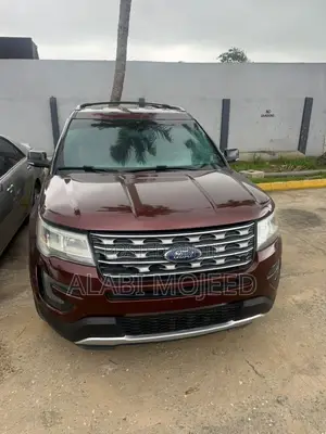 Ford Explorer XLT 4dr SUV (3.5L 6cyl 6A) 2016 Brown