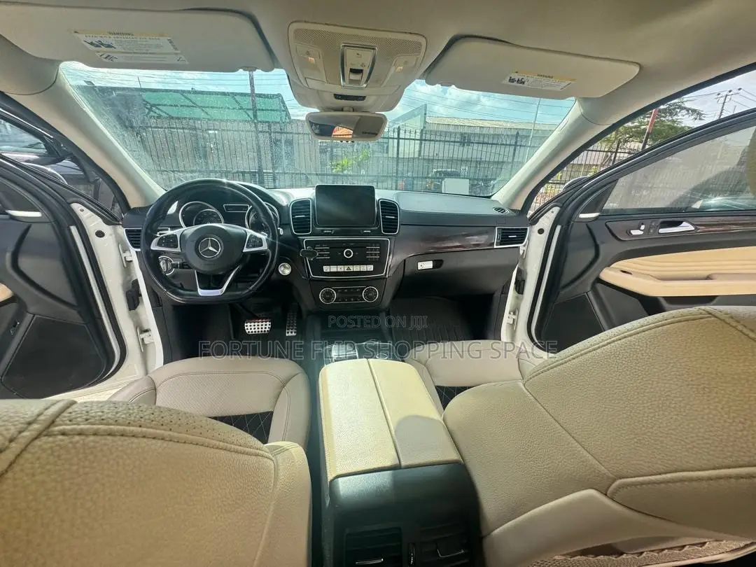 Mercedes-Benz GLE-Class 2016 White