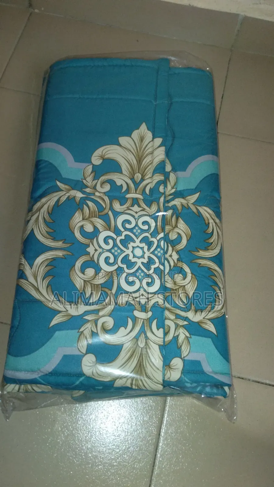 Two Padded Pillowcases With Bedsheet
