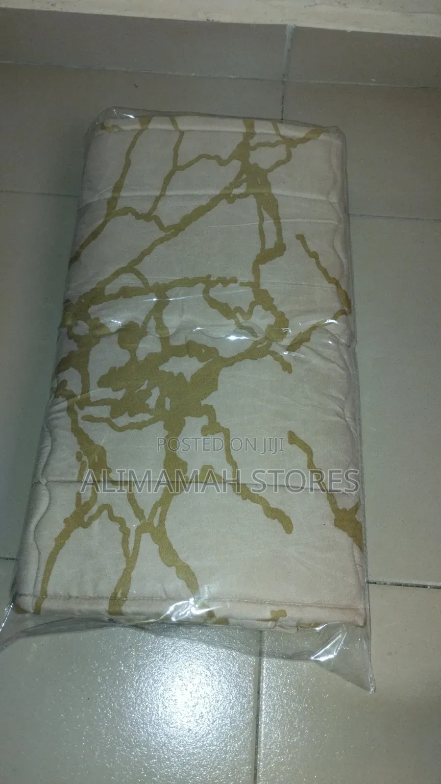 Two Padded Pillowcases With Bedsheet