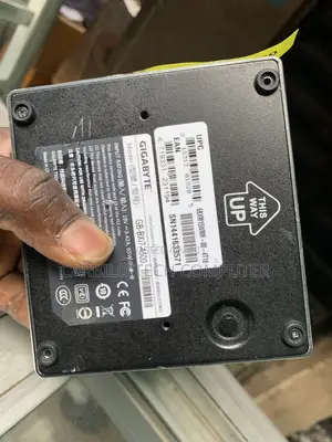 Desktop Computer Gigabyte GB-BXi7-4500 8GB Intel Core i7 SSD 256GB