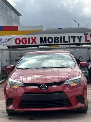Toyota Corolla 2014 Red