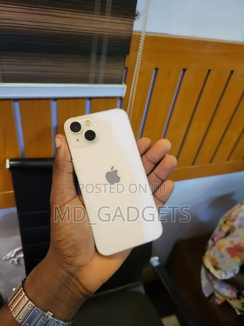 Apple iPhone 13 128 GB White