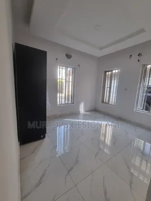 Studio Apartment in Conservation, Chevron for rent