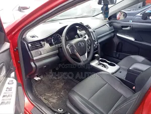 Toyota Camry SE 4dr Sedan (2.5L 4cyl 6A) 2012 Red