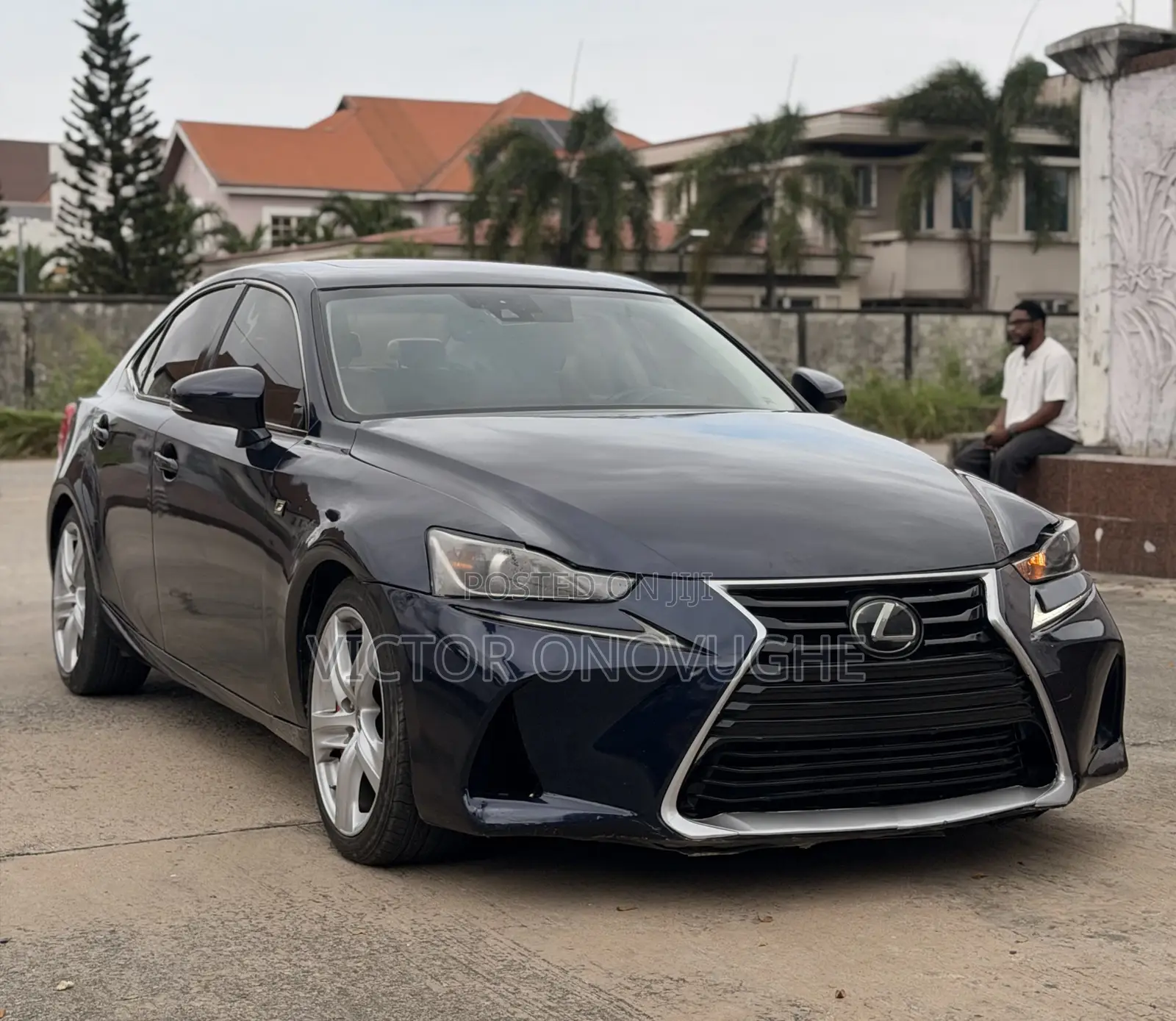 Lexus IS 300 AWD 2017 Blue
